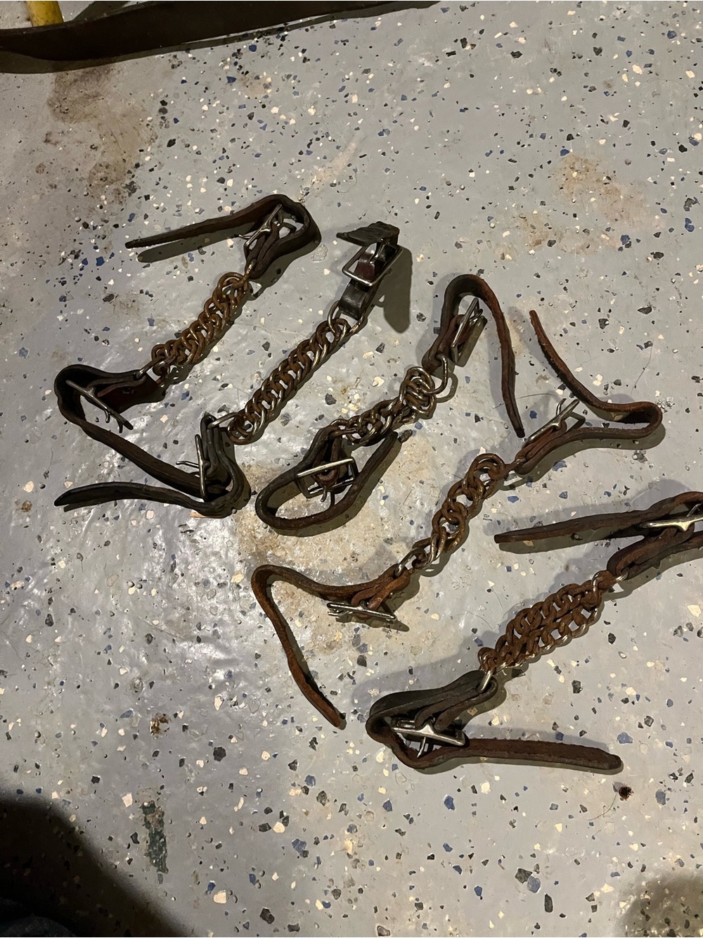 Lot of Curb straps